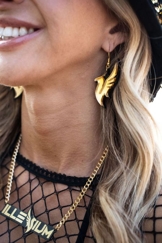 Illenium Accessory Set