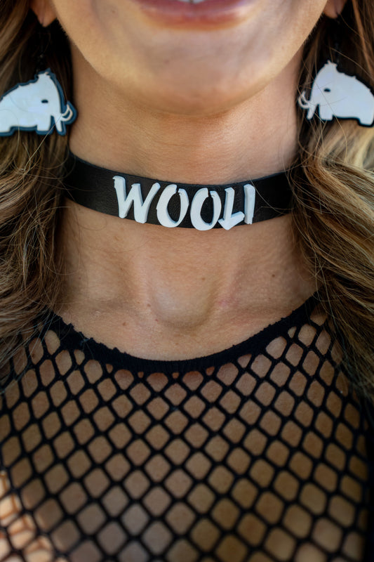 Wooli Letter Choker - White Holographic