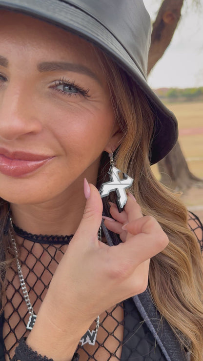 X Logo Earrings - Silver Mirror / Solid Black